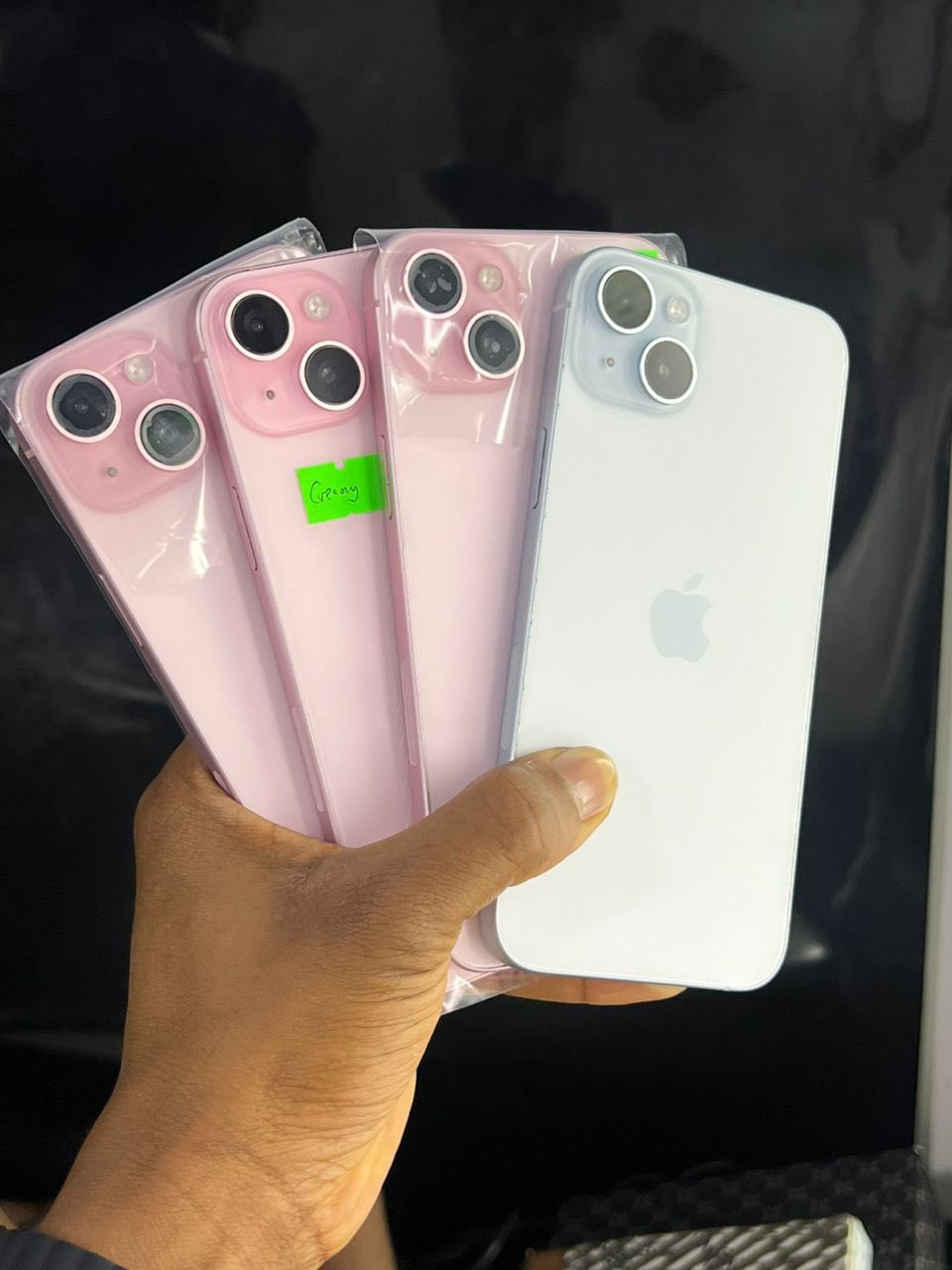 iPhone 15 Plus